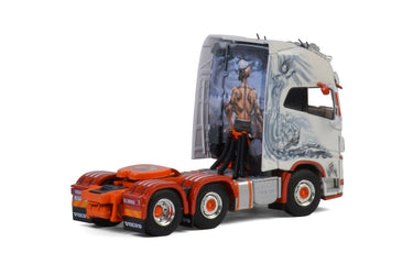 01-2540 Tracto Volvo FH4 Floro D.O.O Escala 1:50 - KATZER